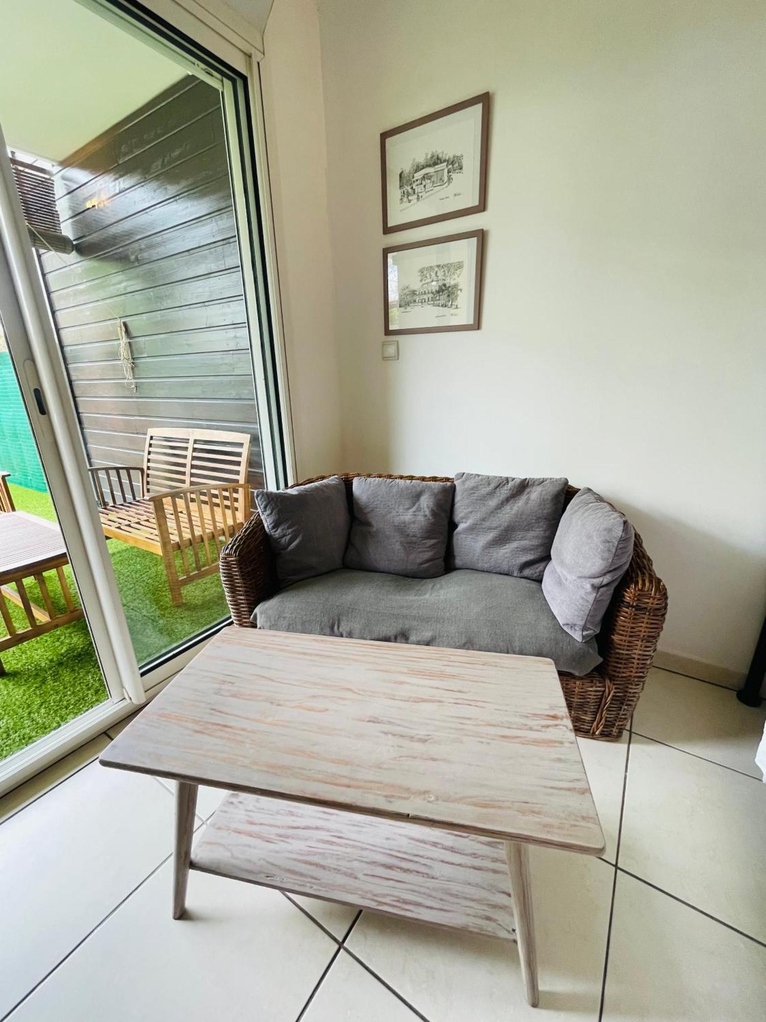 Prana Lodge Saint Gilles Les Bains 800 M De La Plage 외부 사진