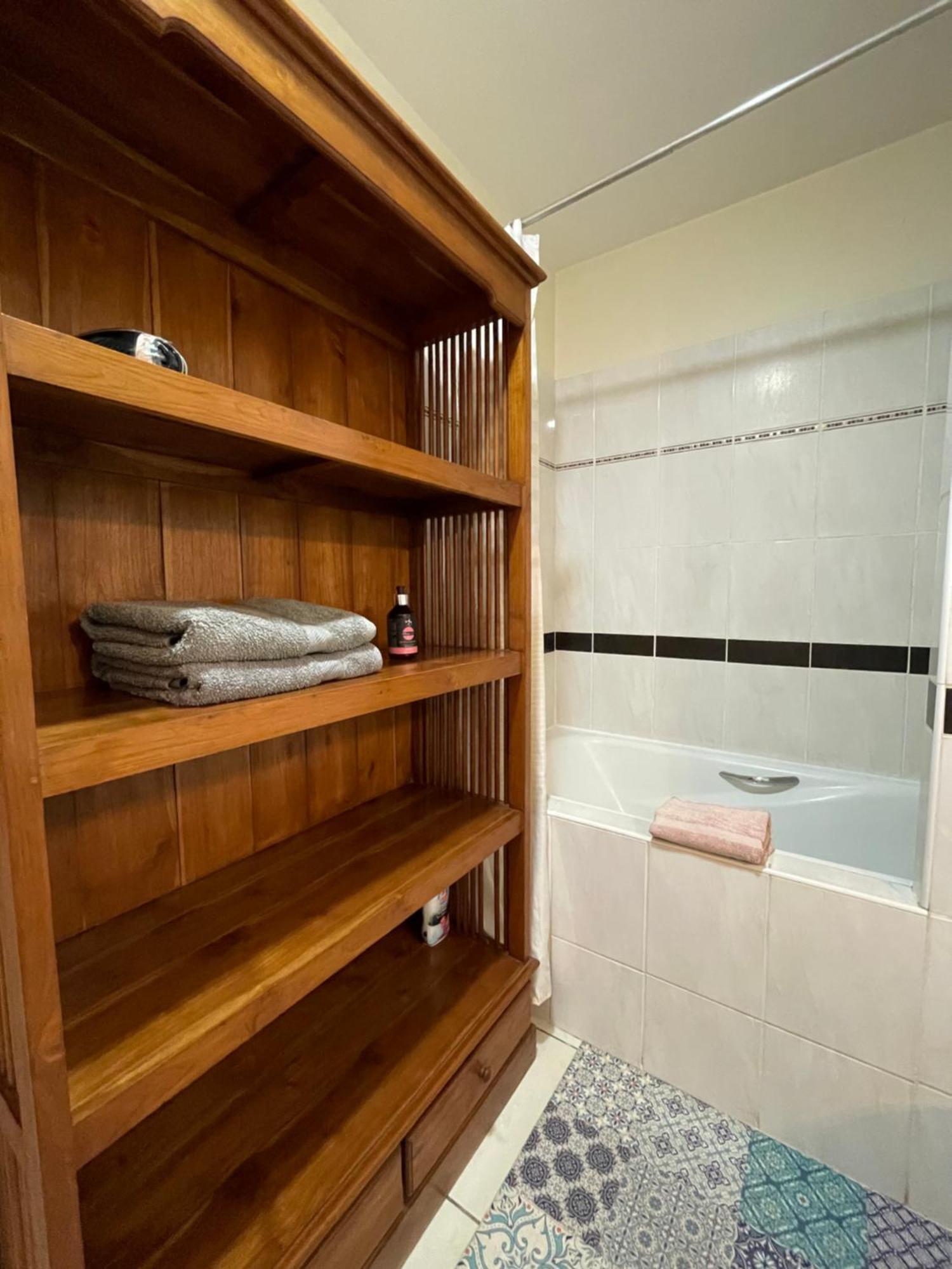 Prana Lodge Saint Gilles Les Bains 800 M De La Plage 외부 사진