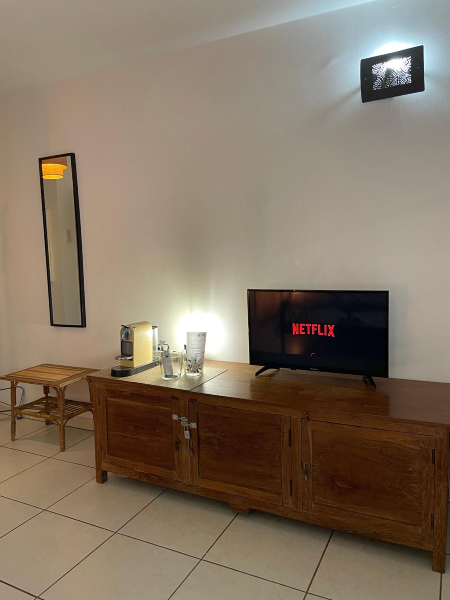 Prana Lodge Saint Gilles Les Bains 800 M De La Plage 외부 사진